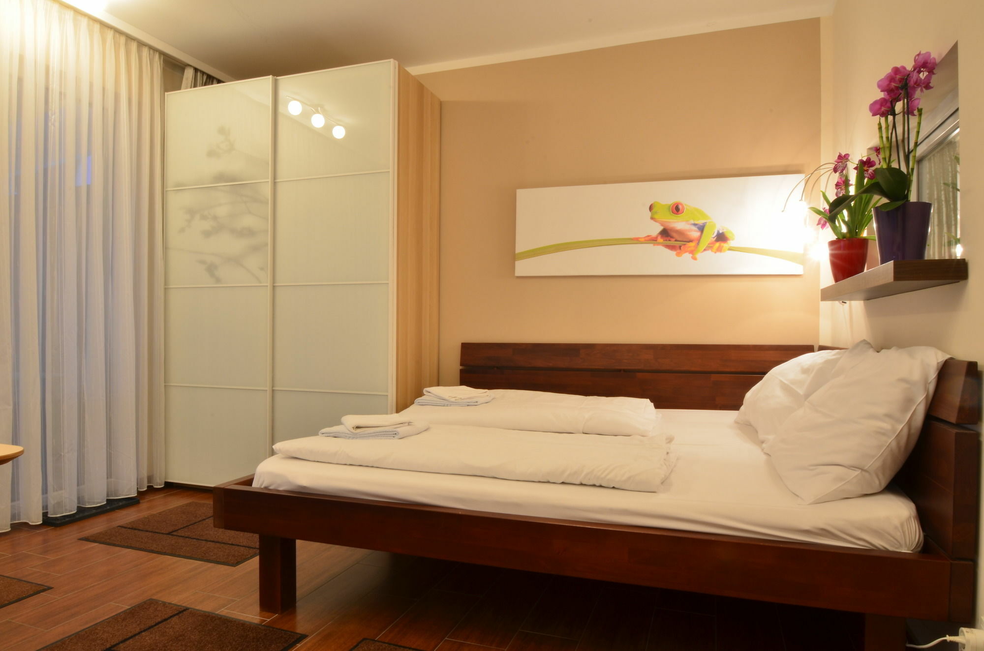 Apartment Ajo - Alte Donau Waterfront - Self-check-in *