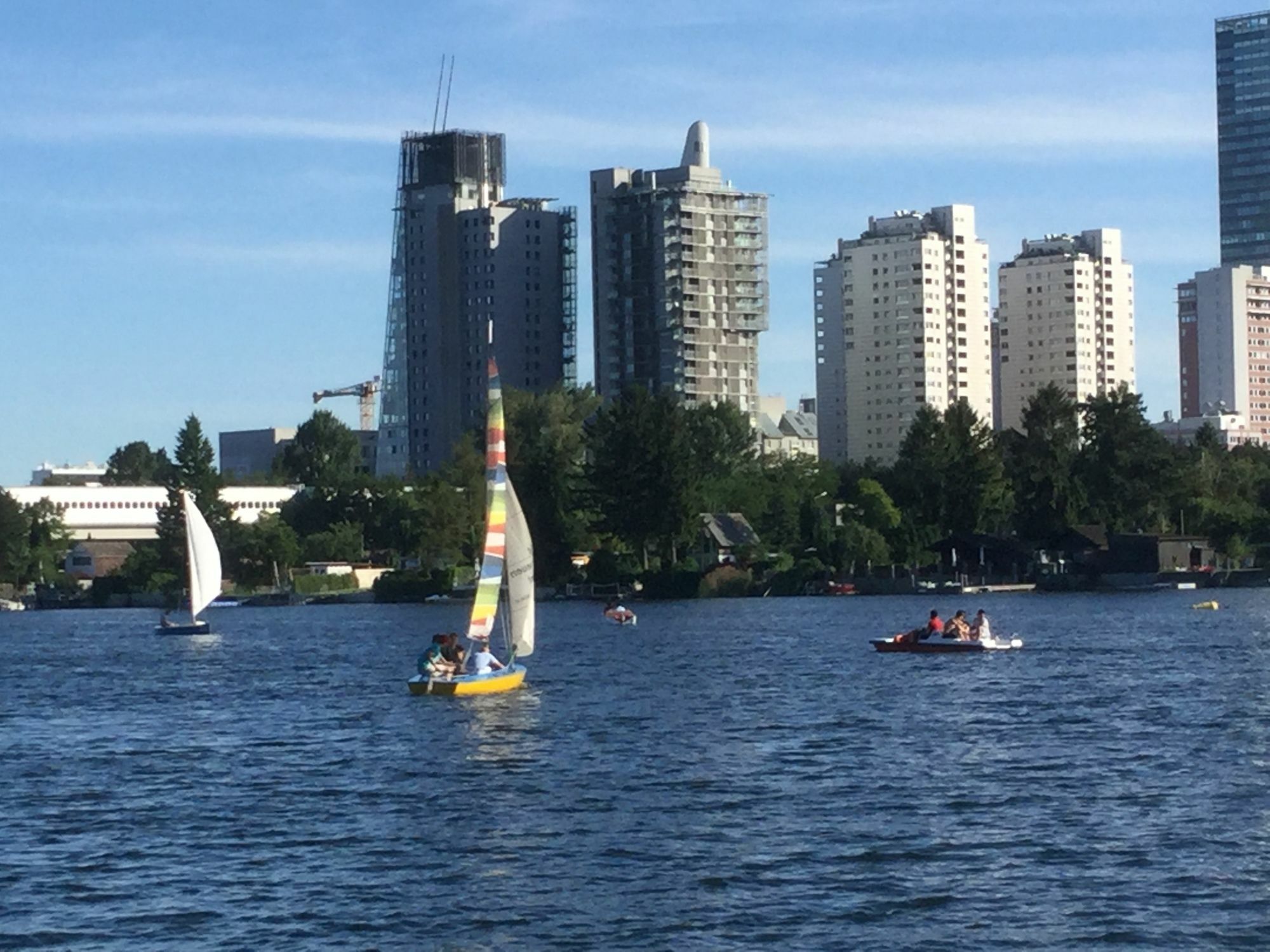Apartment Ajo - Alte Donau Waterfront - Self-check-in