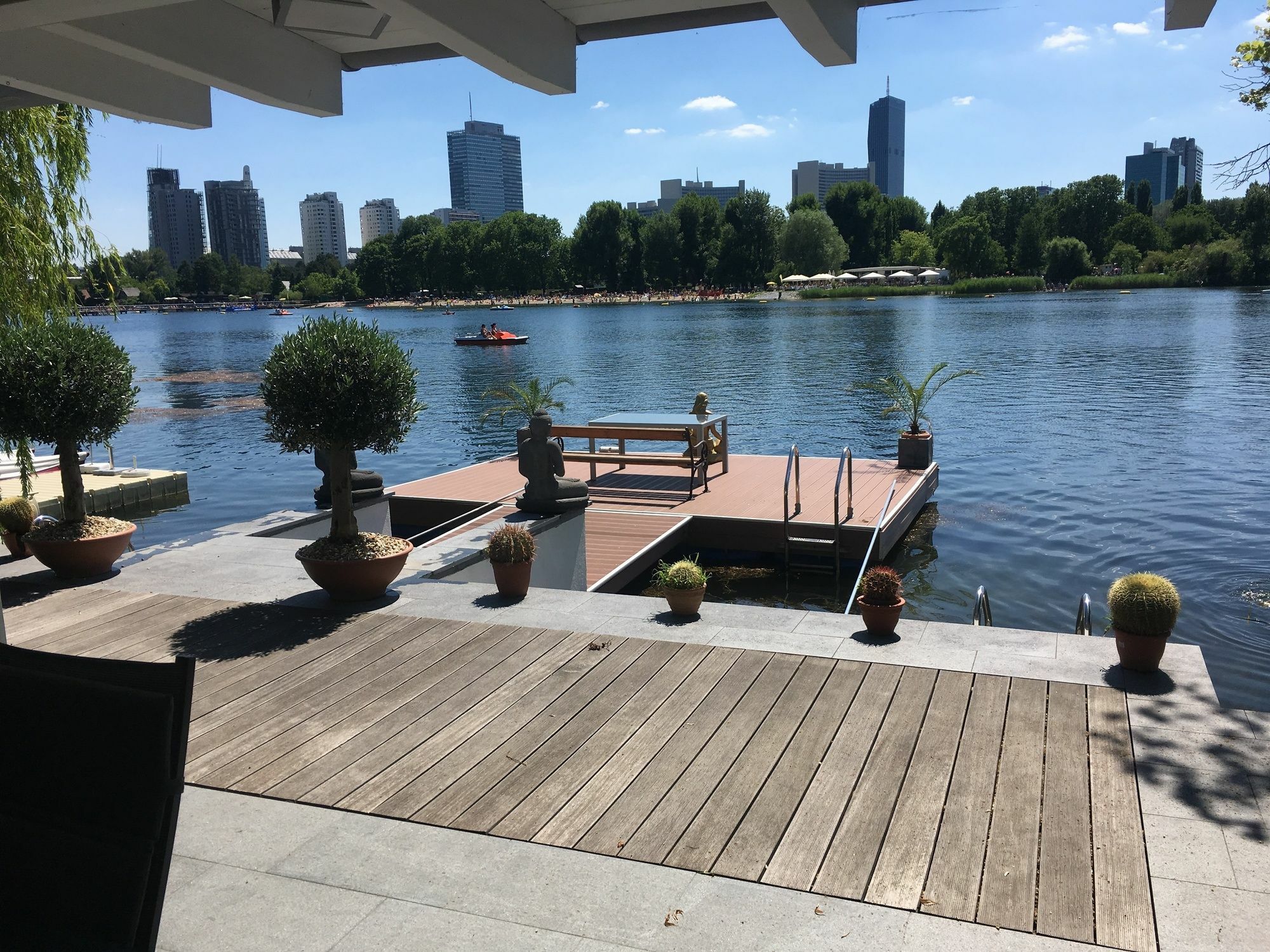 Apartment Ajo - Alte Donau Waterfront - Self-check-in *