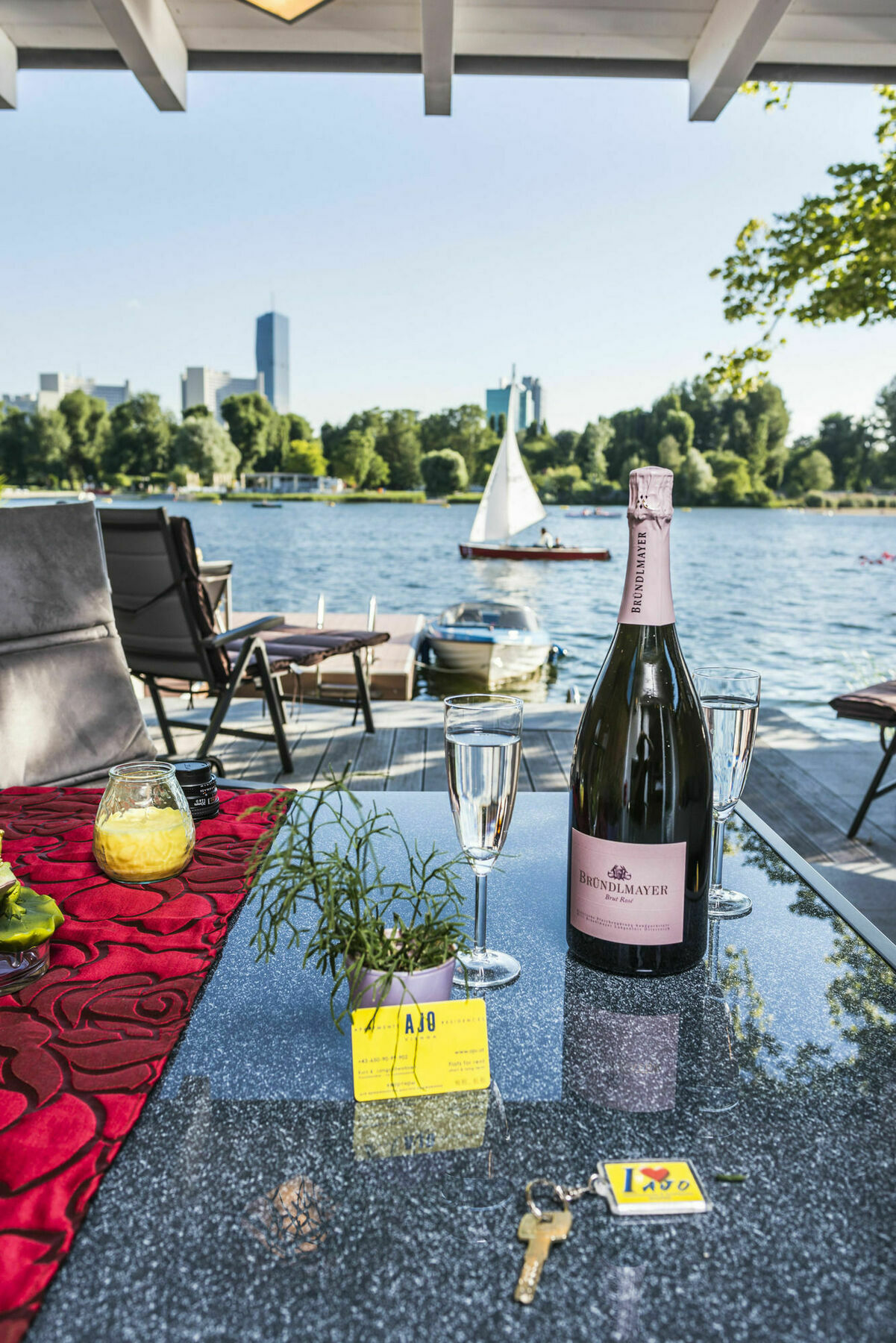 Ajo - Alte Donau Waterfront - Self-check-in *