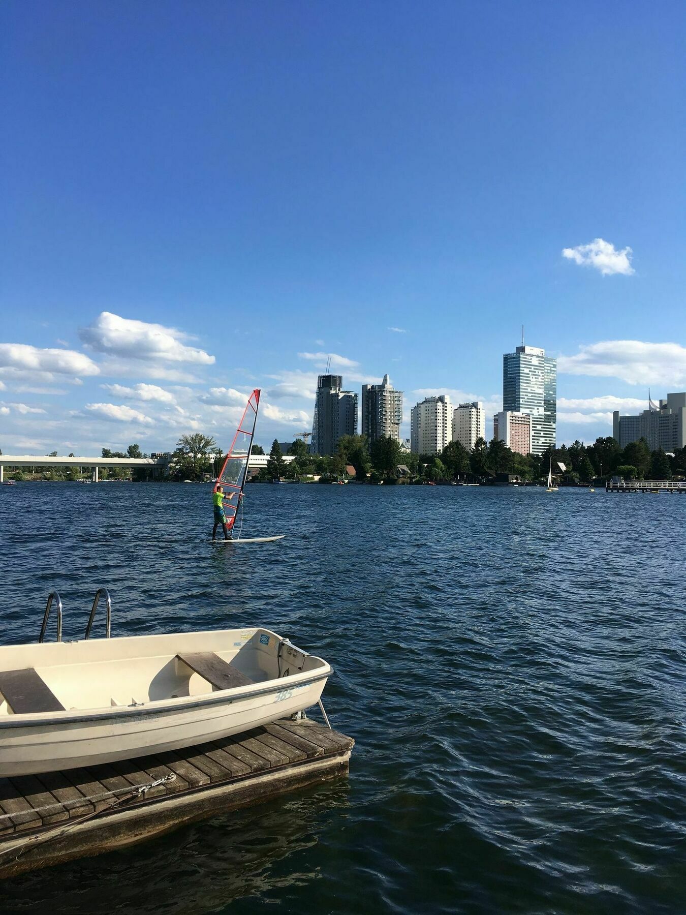 Ajo - Alte Donau Waterfront - Self-check-in Viena