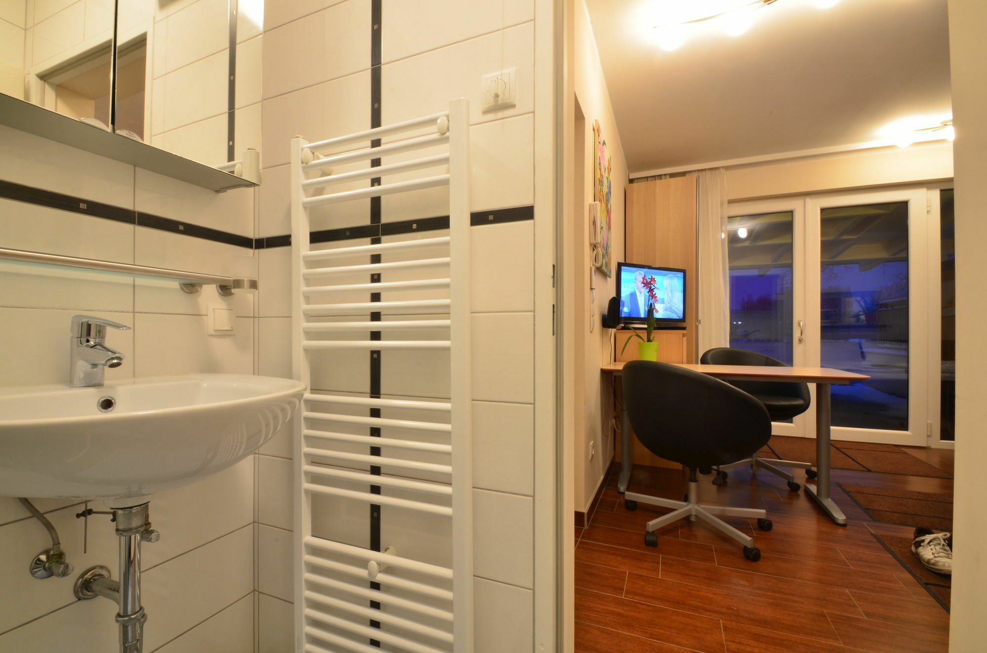 Apartamento Ajo - Alte Donau Waterfront - Self-check-in Viena